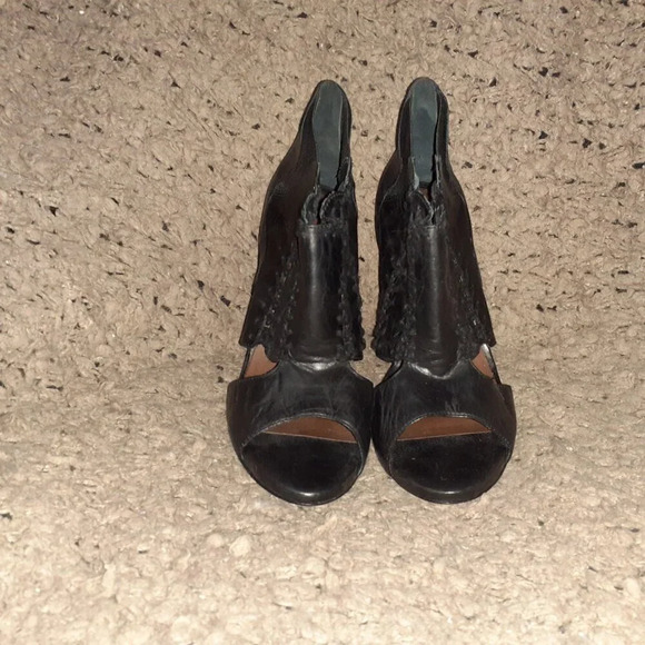 ALLSAINTS-Arachine-Black Leather Braided-Peep Toe-Gusset Booties-Sz 37-Excellent - Picture 3 of 8